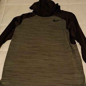 Nike Men’s Olive Green & Black Performance Hoodie